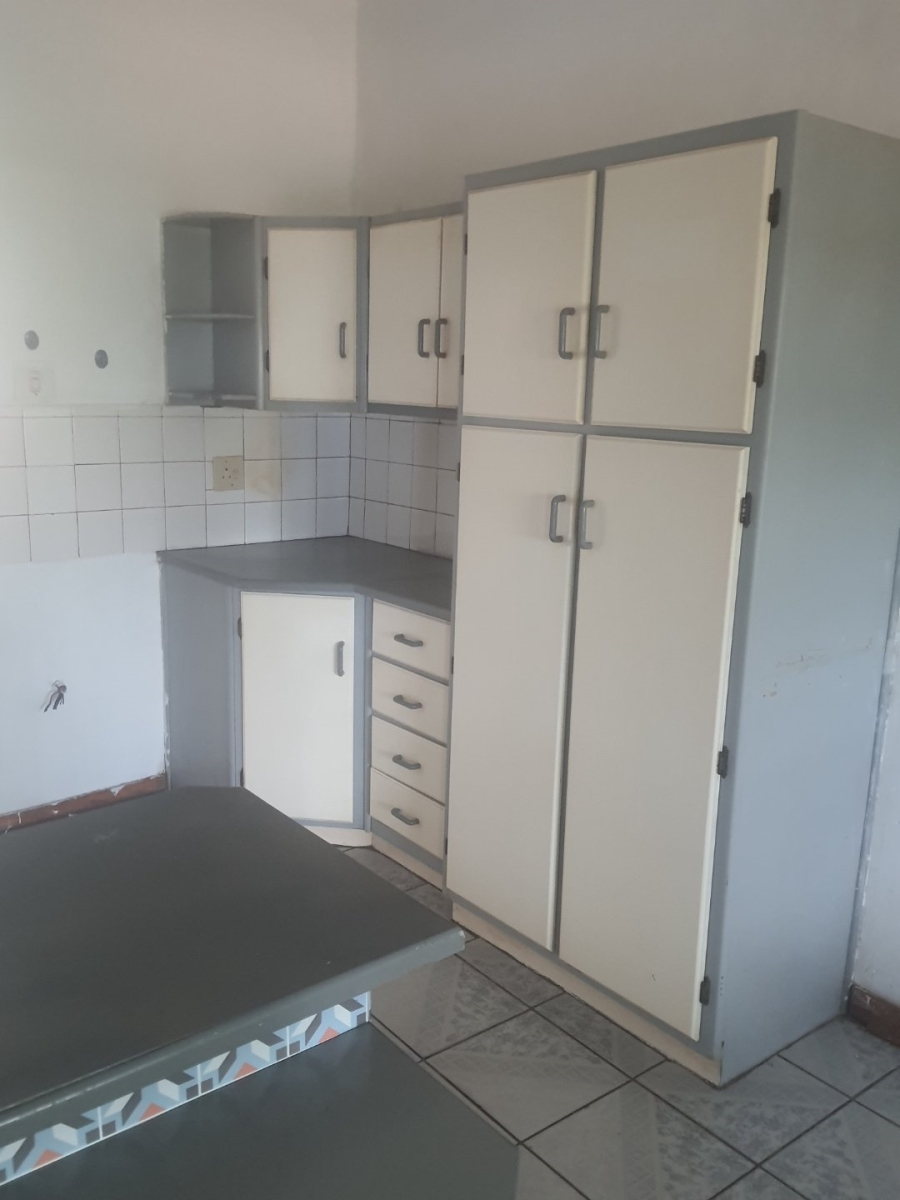 To Let 2 Bedroom Property for Rent in Zandfontein A H North West